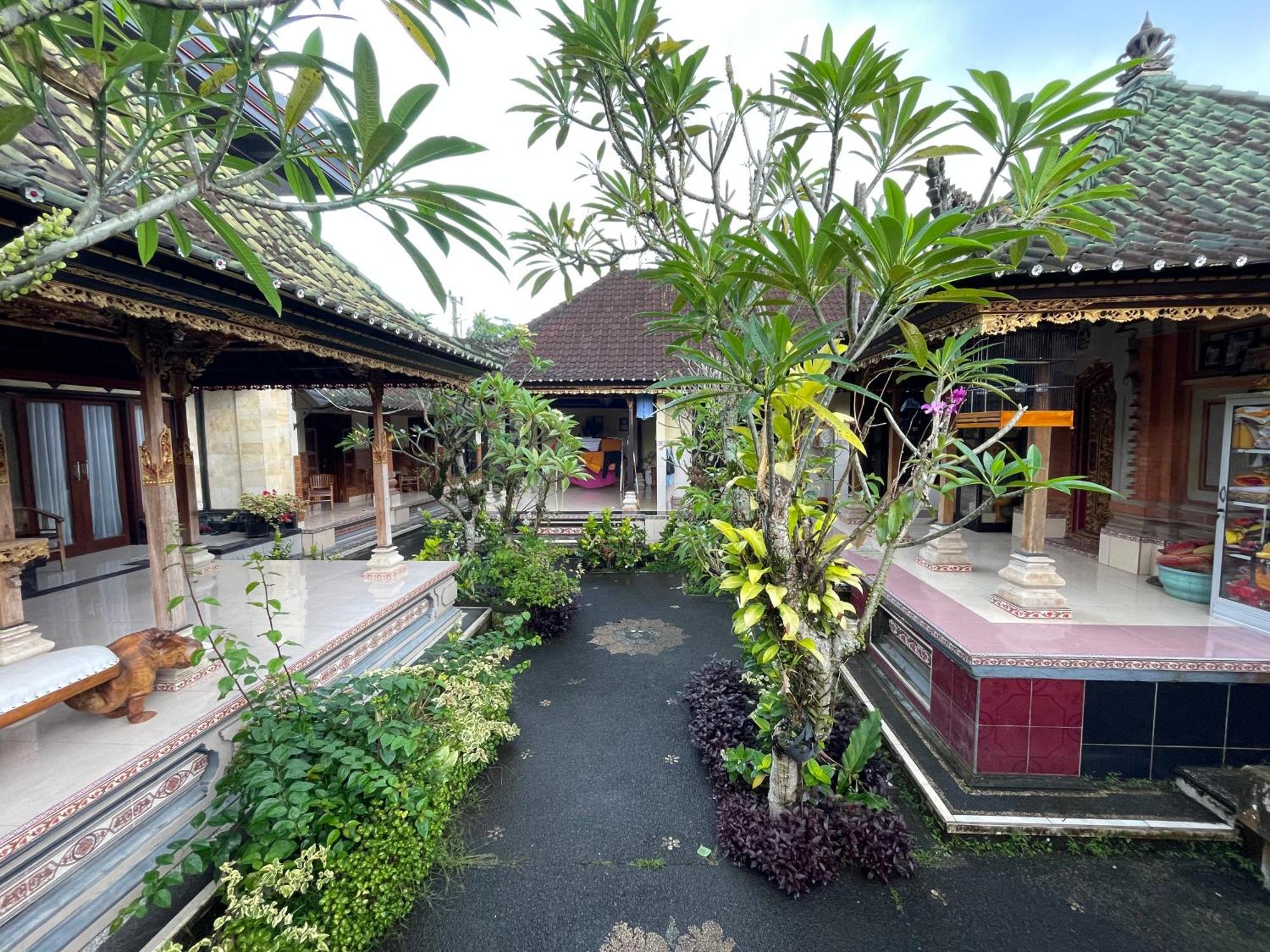 Ubud Tri Upasedana House 2 Hotel Tegallalang  Exterior photo